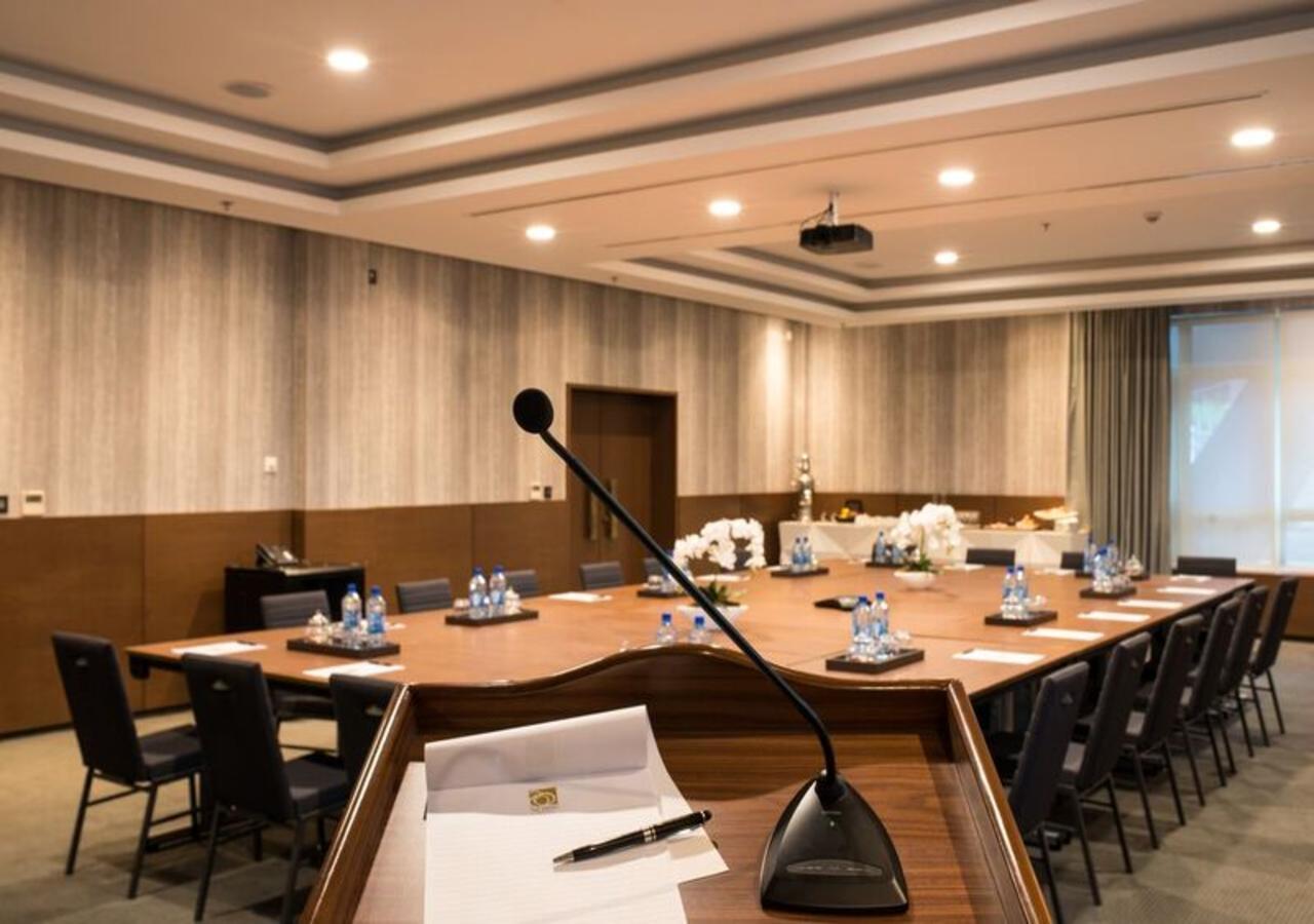 The Envoy Hotel アブジャ エクステリア 写真